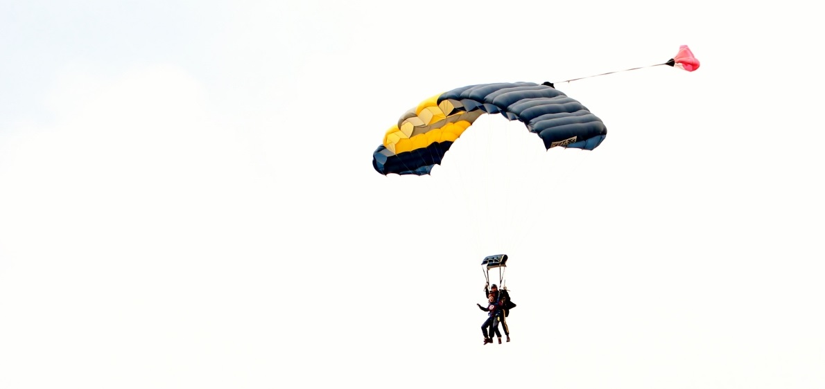 skydive-clapham-collinge-solicitors